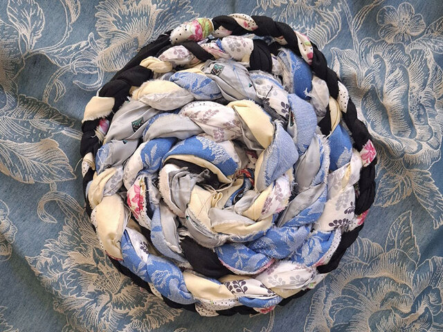 Inkluzivno vodstvo izložbom Šuma u meni