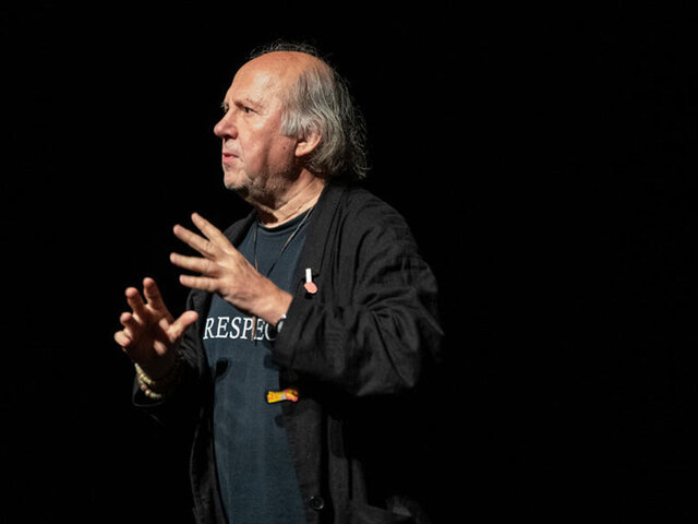 Lijevo-desno glumac [Zijah Sokolović]